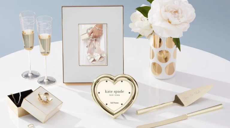 Best Engagement Gifts for Couples picture details