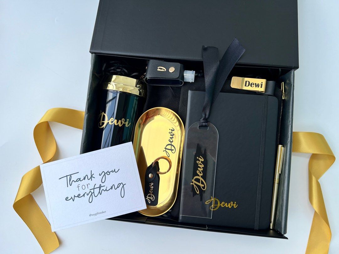 Best Farewell Gifts for Coworkers pic