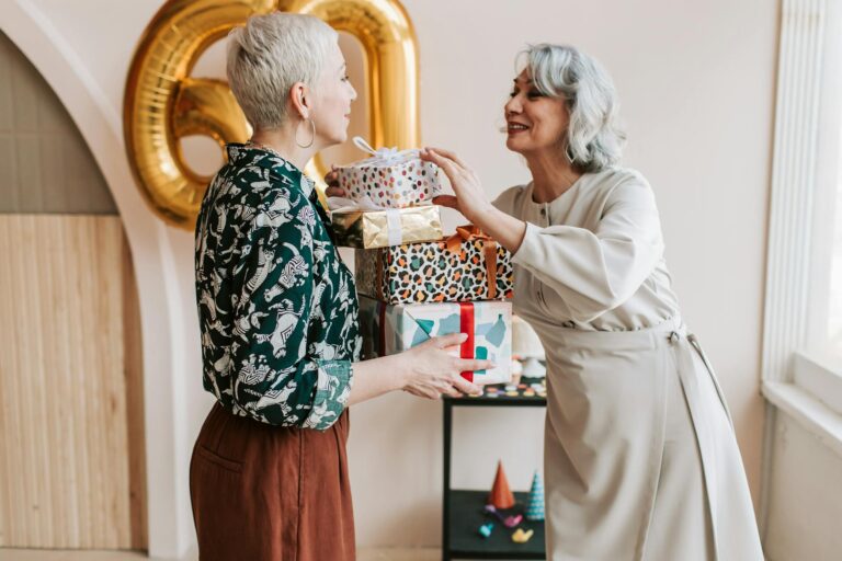 Birthday Gift Etiquette for Friends and Family: A Practical Guide