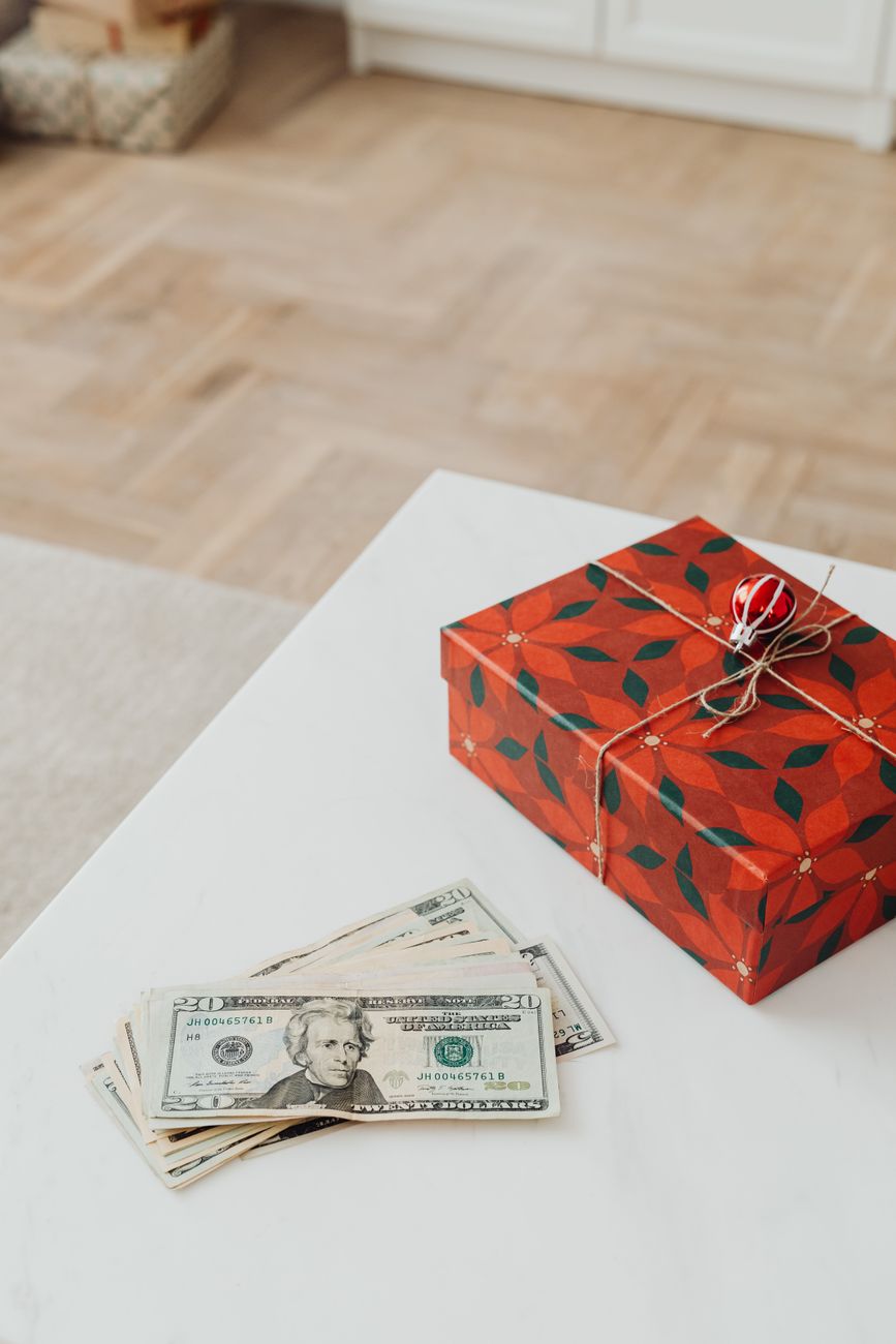 Inexpensive Gifts That Leave a Lasting Impression: Thoughtful Ideas on a Budget